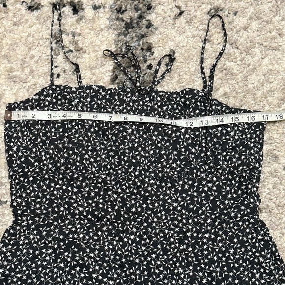 Trixxi Monochrome Floral JumpDress/Skort - Picture 7 of 9